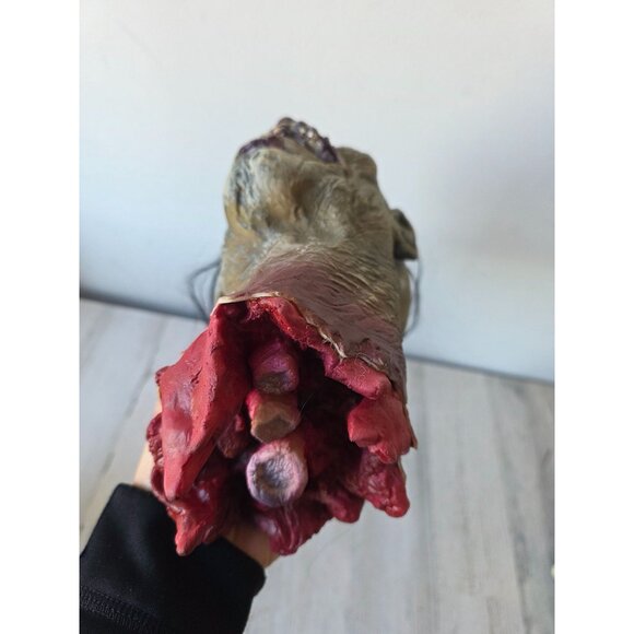 Vintage rubber zombie head skull beheaded hanging Halloween prop nail realistic - Picture 7 of 13